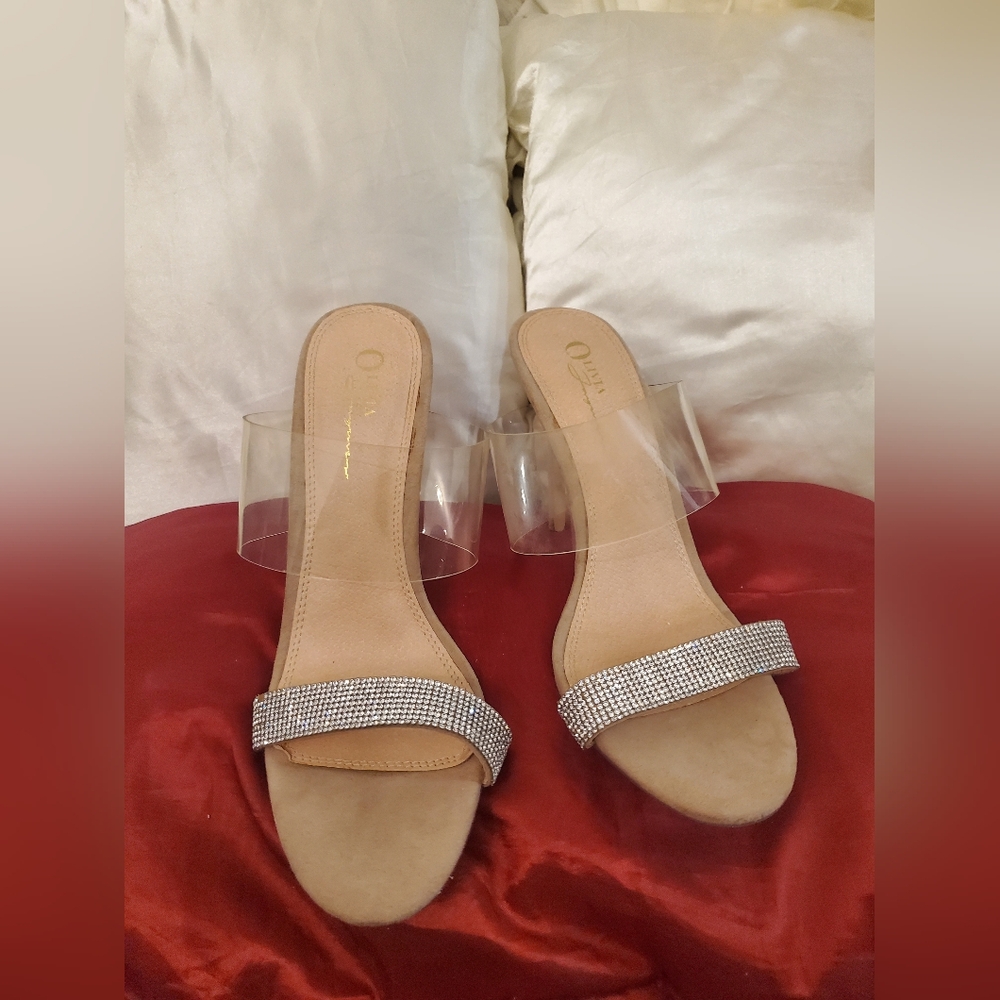 Olivia Furguson Nude Clear Slide on Stiletto Heels 10 M
